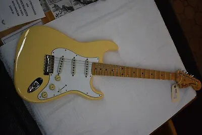 Fender Yngwie Malmsteen Stratocaster 6 String Scalloped Rosewood Fingerboard... • $1699