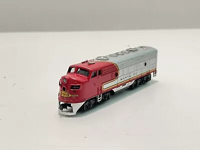 Bachmann N Scale Model Trains Train Santa Fe Diesel Locomotive Non Powered Unit • $0.99