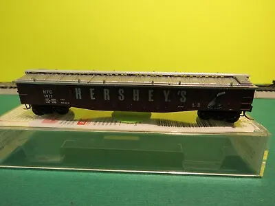 N - Micro-Trains 106060 - 50' Steel Side Gondola W/cover Hershey's    LN W/box • $14.99