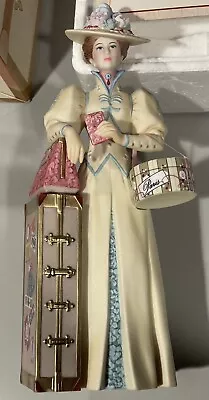 Avon 2002 Mrs Albee Full Size Figurine Presidents Club Member Award New In Box • $49.99