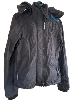 £10 • Buy Superdry Black Jacket Small