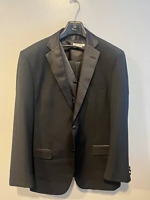 Giorgio Fiorelli Mens Black Tuxedo Suit.  • $60