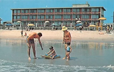 Virginia Beach VA Holiday Sands Motor Inn Resort Motel Chrome 117813 Postcard • $3.50