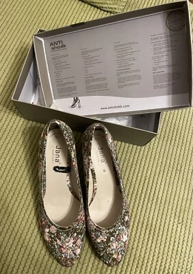 £15 • Buy Ladies Shoes Size 6.5