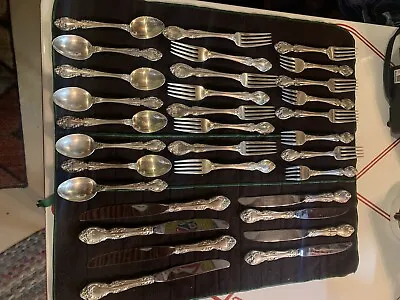 Gorham Sterling Silver Melrose Flatware Service For Eight  32 Pieces  • $1395