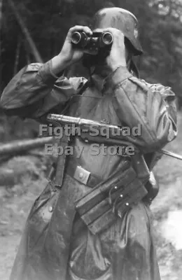 WW2 Picture Photo German Soldier MP-40 Machine Gun 5998 • $6.95