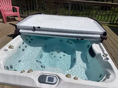 Hot Tub  Jacuzzi J495  Lightly Used Made In 2017 • $7500