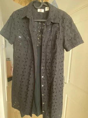 £7 • Buy Levi’s Black Broderie Anglais Embroidered Shirt Dress