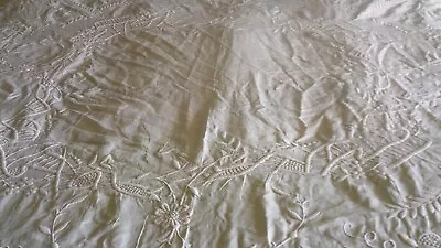 Stunning Antique Hand Embroidered  Irish Linen Bedcover - Irish Crochet Lace • $197.30