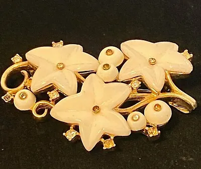 Vintage Crown Trifari Flower Vine Pin White Glass Gold Tone Crystal Brooch RARE • $49.99