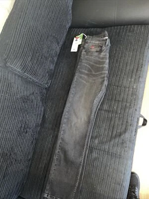 £5 • Buy Lee Cooper Regular Fit Means Jeans W30 L32 New With Tags
