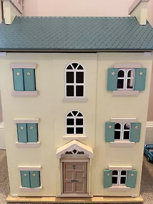 Le Toy Van Doll House Fully Furnished • £210