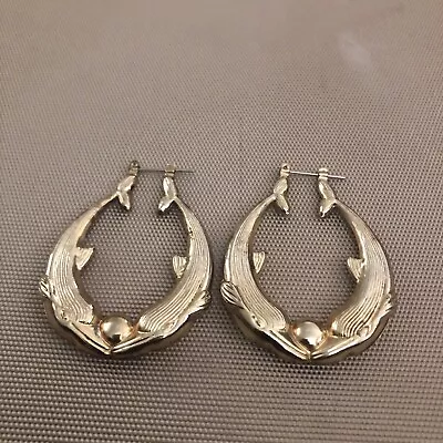 Vtg Dolphins Kissing Earrings Yellow Gold Tone • $11.99