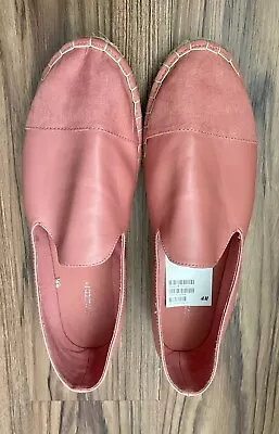 NWT H & M Leather And Suede Flats In Size 10M • $15