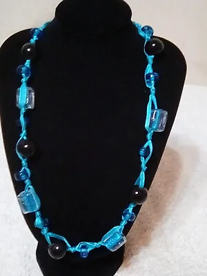 Marc Jacobs Blue W/Black&Clear Beads Style Fashion Jewelry 18 Necklace Preowned  • $7.99