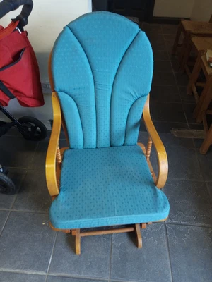 £10 • Buy Dutailier Glider Maternity Baby Feeding / Nursing Rocking Chair. Blue.