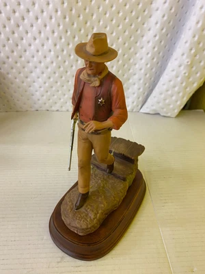 $99.99 • Buy John Wayne Porcelain Figurine ~ Comes With Wood Stand ~ Great Condition