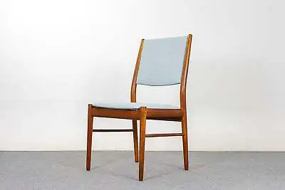 6 Danish Modern Teak Dining Chairs - (321-095) • $2295