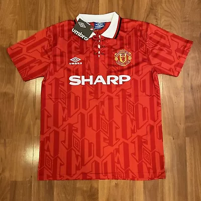 Eric Cantona Manchester United Jersey Size M Retro Soccer Jersey • $85