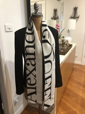 $200 • Buy Stunning Alexander McQueen Reversable Scarf