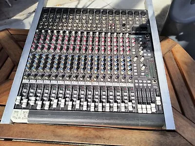 Mackie 1604-VLZ PRO 16 Channel MIC/ LINE Mixer  MIC Preamplifiers • $175