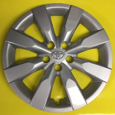 16  Hubcap Wheelcover Fits 2014 2015 2016 Toyota Corolla • $39