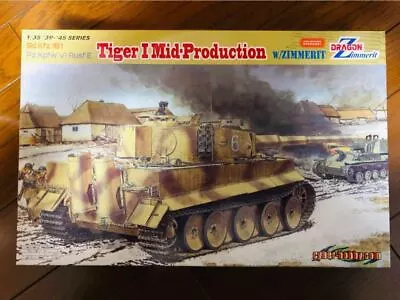 Cyber ​​Hobby 1/35 Ww.Ii German Army Tiger I Mid-Term Productionzimmerit Coating • $89.06