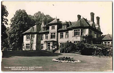 Shanklin Manor House WTA Guest House - To Thomas - Charlton - 1933 RPPC M08 • £3.45