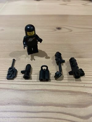 £0.99 • Buy Lego Space Rare Vintage Black Mini Figure Minifigure - Accessories & Tank