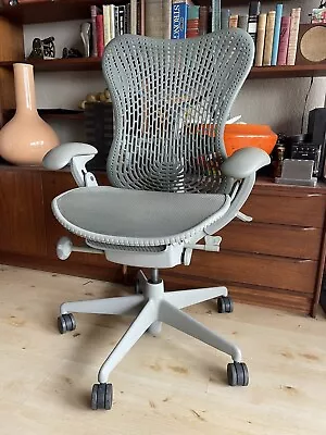 Herman Miller Mirra Task Chair Grey Mesh Desk Chair Office Comfortable Smooth • $395