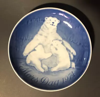 Bing & Grøndahl 6  Mors Dag 1974  Polar Bears  Mother's Day Plate • $1.29