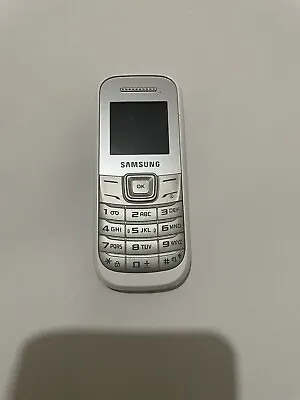 Samsung GT-E1200- White (Tesco/O2) Mobile Phone Good Condition • £11.99