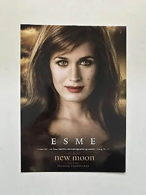 $2.44 • Buy TWILIGHT “ NEW MOON ” PHOTOCARDS - Esme Cullen #10 Character Card - TOPPS 2009