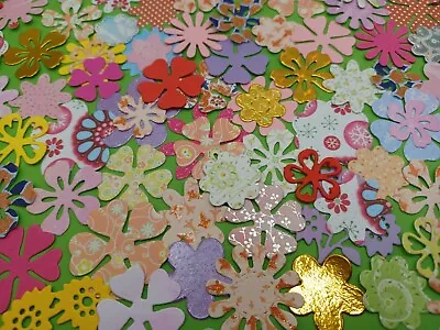 100 Mixed Flowers For Card Making. Bright And Colourful Toppers  Embellishments  • £3.99