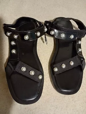 NWT ZARA Flat Sandals Pearl Accents Strappy And Comfortable Size 7.5 Ladies • $16.15
