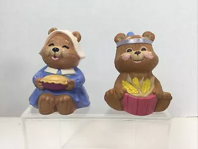 Hallmark Merry Miniatures Bear Couple Pilgrim & Indian Holding Pie Corn 1988-89 • $14.95