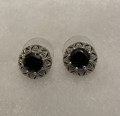 Vintage 1928 Faceted Black & Silver Tone Pierced Earrings EUC • $9.99