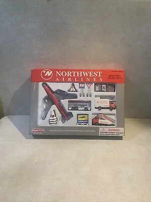 NIB Realtoy Northwest Airline Airport Play Set Diecast 1/64  • $49.99