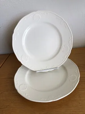 South Hampton By Mikasa White Sea Shells & Scrolls DY902  2 Dinner Plates  11    • $84.99