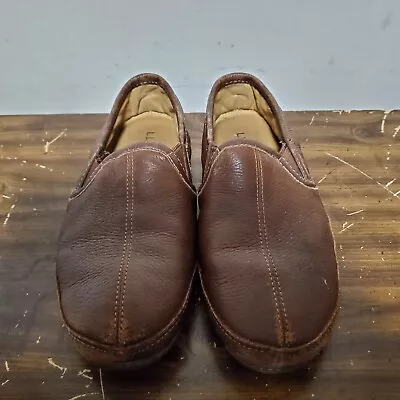 L.L. Bean Elk Hide Men's Slippers Size 11 Medium Brown Padded Sole • $33.99