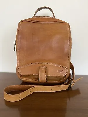 ELLINGTON Chestnut Leather Messenger Travel Crossbody Bag Purse • $38.95