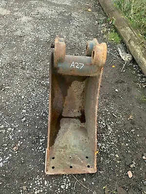 12  / 300mm Excavator Bucket 38mm Pin 130 Dipper 195 P/c....3 Ton-  £150+VAT • £180