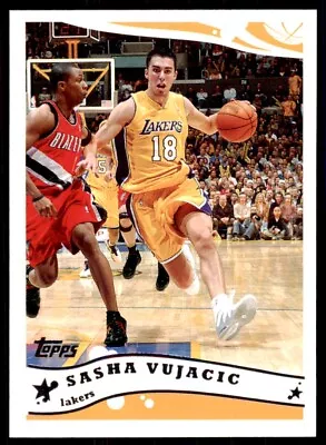 2005-06 Topps Sasha Vujacic A Basketball Cards #141 • $1.85