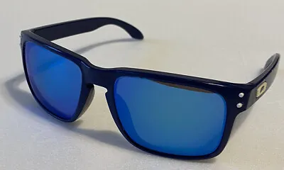Oakley Holbrook 009102-82 Mens Blue Sunglasses • $79.88