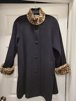 Vintage Albert Nipon Boutique Black Wool Coat W/ Faux Leopard Fur Made In USA 6 • $19.99