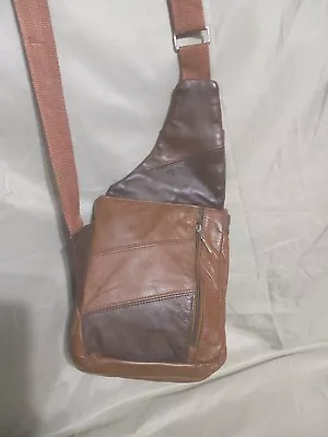 BUXTON LT & DRK BRN LEATHER Side Messenger Bag Crossbody Shoulder Bag USED • $20