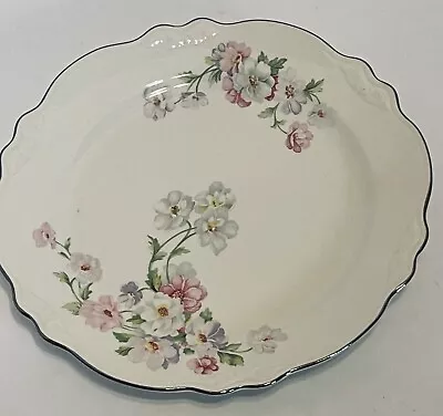 Vintage Homer Laughlin Fluffy Virginia Rose 9  Lunch Plate Pink White Floral EC • $9.95