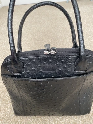 £12.99 • Buy Osprey Black Leather Tote Bag
