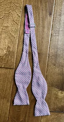 Vineyard Vines Whale Bow Tie Men’s Pink 100% Silk • $19.99