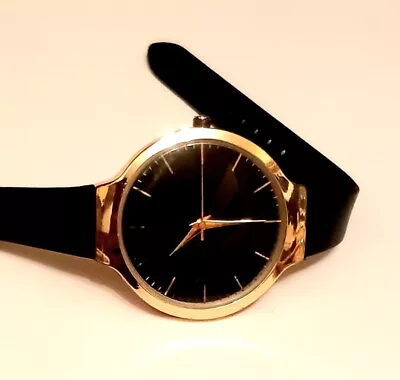 £6.95 • Buy Ladies New Look Quartz Watch. Working Perfectly. New Battery Fitted. 